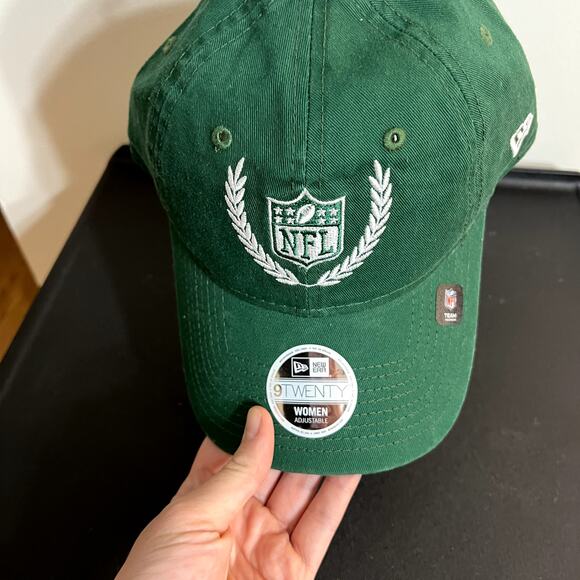 NWT Green NFL Baseball Hat - Picture 2 of 5